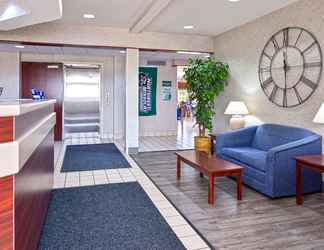 Lobby 2 Americas Best Value Inn & Suites Maryville