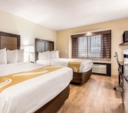 Bilik Tidur 4 Quality Inn & Suites