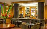 Bar, Cafe and Lounge 7 Millennium Gloucester Hotel London Kensington