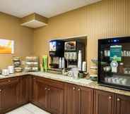 ร้านอาหาร 5 Country Inn & Suites by Radisson Rehoboth Beach - Dewey