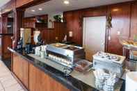 Bar, Cafe and Lounge Quality Suites Albuquerque Airport