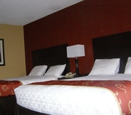 Bedroom 3 Surestay Hotel by Best Western Lovelock