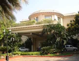 Exterior 2 Radisson Blu Hotel GRT Chennai