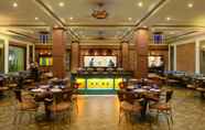 Restaurant 2 Radisson Blu Hotel GRT Chennai