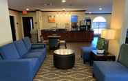 Lobby 4 Comfort Inn Fayetteville I-95