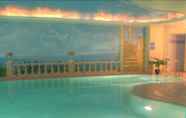 Swimming Pool 2 SEETELHOTEL Ostseehotel Ahlbeck