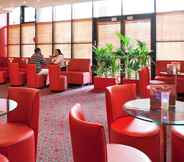 Bar, Kafe, dan Lounge 5 ibis Paris Pantin Eglise