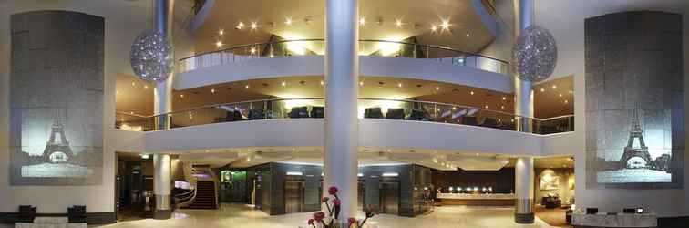 Lobby Sofitel Gold Coast Broadbeach