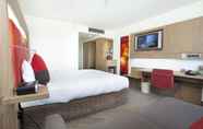 Bilik Tidur 3 Novotel Sydney Olympic Park