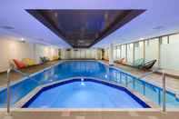 Swimming Pool Rydges Sydney Central