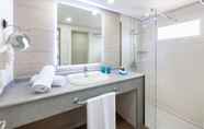 In-room Bathroom 7 Sol Barbacan