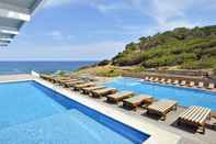 Kolam Renang Sol Beach House Ibiza