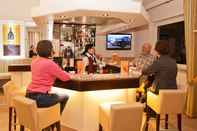 Bar, Kafe, dan Lounge Hotel Astra