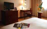 Bedroom 7 Evergreen Laurel Hotel