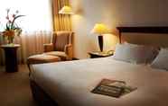 Kamar Tidur 7 Evergreen Laurel Hotel