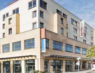 Bangunan 2 IntercityHotel Stralsund