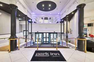 Lobi 4 Park Inn by Radisson Cardiff City Centre