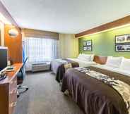 Bedroom 5 Sleep Inn & Suites Acme - Traverse City