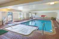 Swimming Pool Sleep Inn & Suites Acme - Traverse City