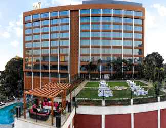 Bangunan 2 Taj MG Road, Bengaluru