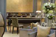 Lobby La Clef Louvre Paris by The Crest Collection