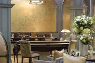 Lobby La Clef Louvre Paris by The Crest Collection