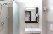 Toilet Kamar 6 B&B Hotel Faenza