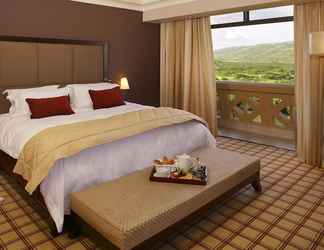 Bedroom 2 Sun City Hotel and Casino