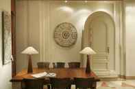 Lobby Hotel Villa Real, a member of Preferred Hotels & Resorts