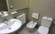 Toilet Kamar 4 Hotel Mundial