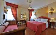 Kamar Tidur 2 Hotel Arlecchino