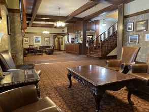 Lobby 4 Glynmill Inn