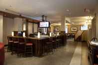 Bar, Cafe and Lounge Lord Elgin Hotel