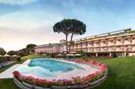Swimming Pool Gallia Palace Hotel
