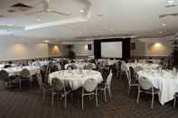 Functional Hall Rydges Esplanade Resort Cairns