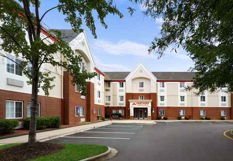 ภายนอกอาคาร MainStay Suites Hartford Meriden