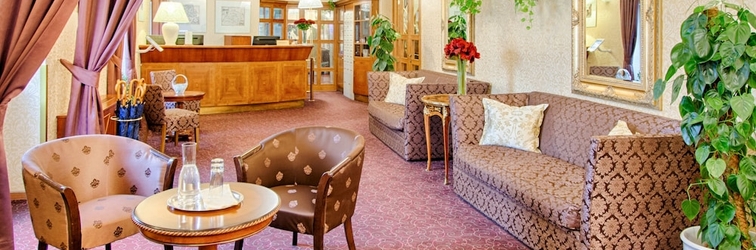 Lobby Hotel Hoffmeister