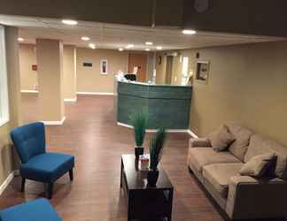 Lobi 2 Quality Inn & Suites near NAS Fallon