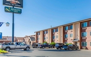 Exterior 4 Quality Inn Winnemucca - Model T Casino