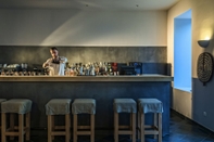 Bar, Cafe and Lounge Minos Beach Art Hotel, a Member of Design Hotels