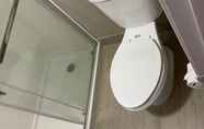 Toilet Kamar 4 Scottish Inns