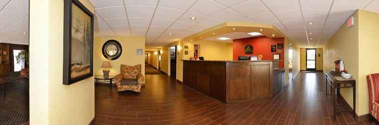 Lobby Best Western Plus Parkway Hotel