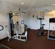 Fitness Center 7 Days Inn & Suites by Wyndham Peachtree City