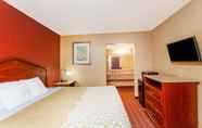 Bedroom 7 Days Inn by Wyndham Columbia