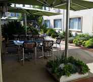 Ruang Umum 7 Best Western Plus Capitola By-the-sea Inn & Suites