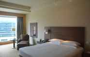 ห้องนอน 2 Grand Hyatt Mumbai Hotel and Serviced Apartments