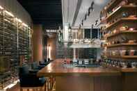 Bar, Cafe and Lounge Grand Hyatt Mumbai Hotel and Serviced Apartments