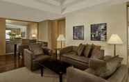 Common Space 4 Grand Hyatt Mumbai Hotel and Serviced Apartments