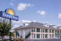 Exterior Days Inn by Wyndham Simpsonville