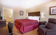 Bedroom 5 Days Inn by Wyndham Simpsonville